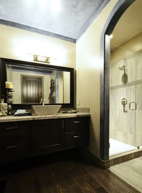 Almafi custom home — Bath Soaking Tub