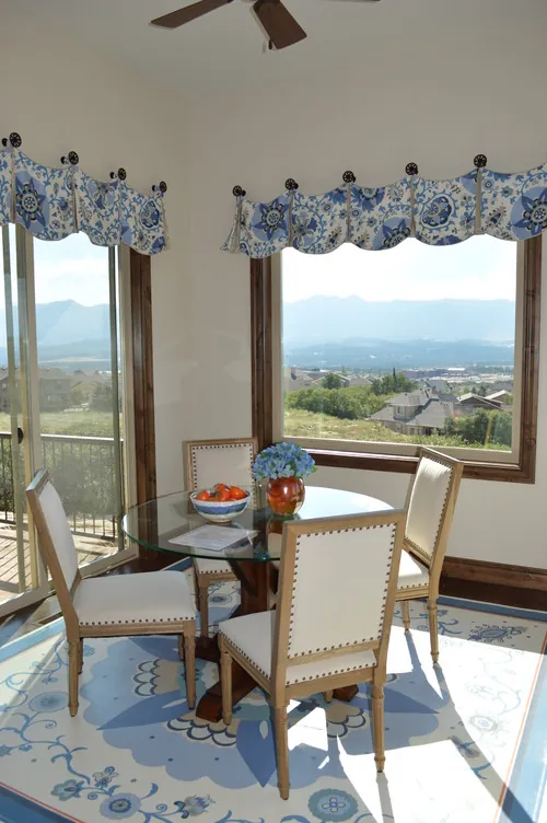 Collina custom home — Breakfast Nook Window Corner Mountain 05