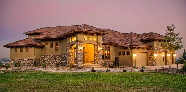 Linger Way custom home — Exterior Front Elevation Left Street