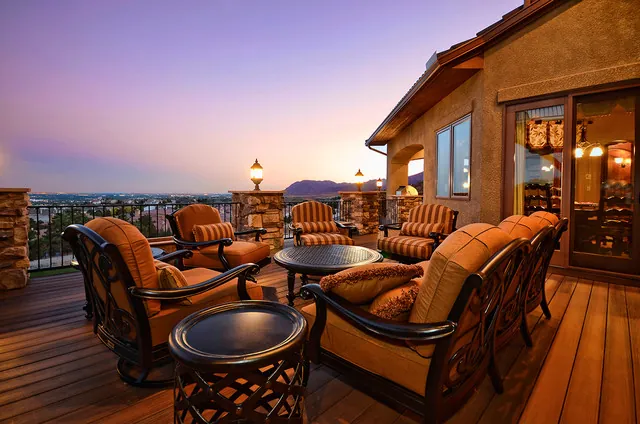Linger Way custom home — Rear Deck Angle Railing Interface