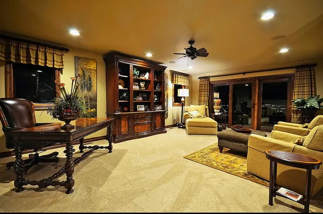 Linger Way custom home — Extra Room