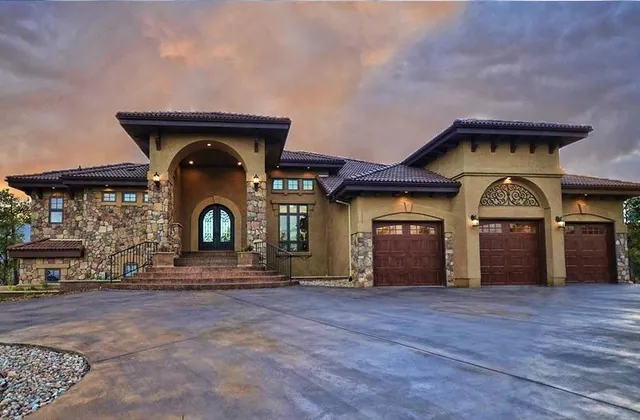 Monitor Rock custom home — Front Elevation Street