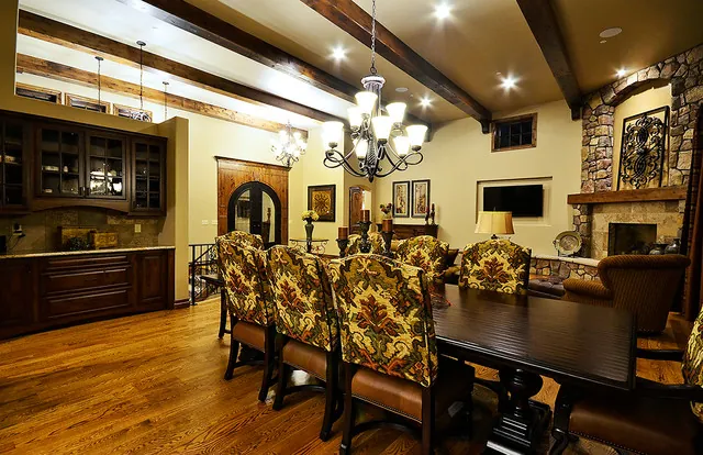 Monitor Rock custom home — Formal Dining To Front Entry