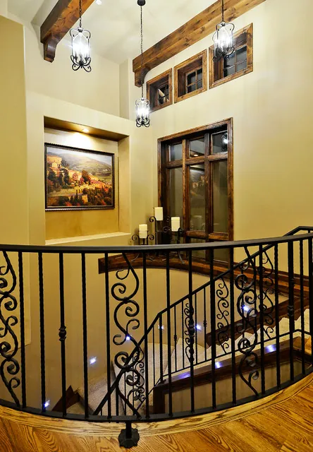 Monitor Rock custom home — Upper Level Landing Overlook Circulation