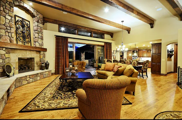 Monitor Rock custom home — Great Room